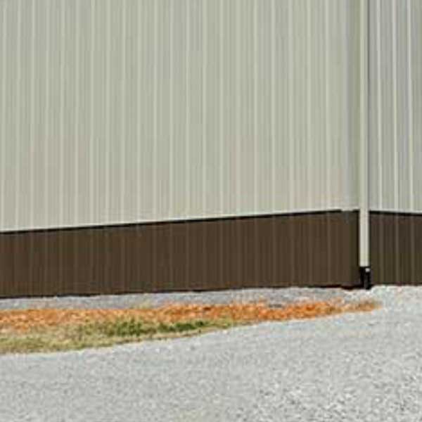 Pole Barns and Pole Buildings in Florida - Available Wainscot Options.